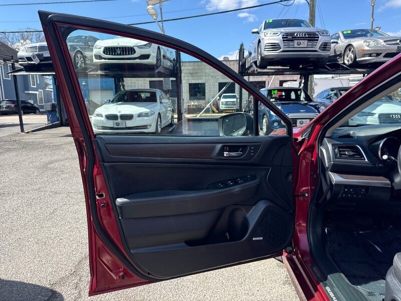 2016 Subaru Legacy 2.5i Limited AWD w/ Moonroof Package & Keyless Access & Navi & Eyesight Arlington VA