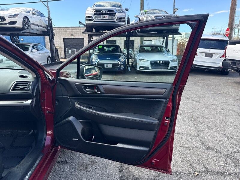 2016 Subaru Legacy 2.5i Limited AWD w/ Moonroof Package & Keyless Access & Navi & Eyesight Arlington VA