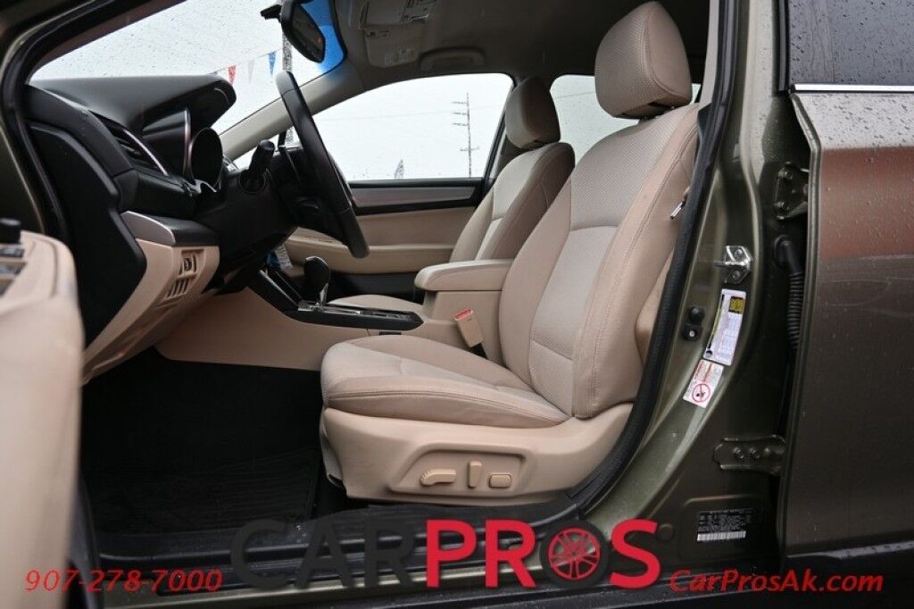 2016 Subaru Outback 2.5i Premium - AWD - 2.5L 4Cyl - Heated Seats - Remote Start - Backup Camera - Bluetooth - Auto Dimming Mirrors - Roof Rails - Rooftop Cargo Box - Low Miles - 33 MPG Anchorage AK