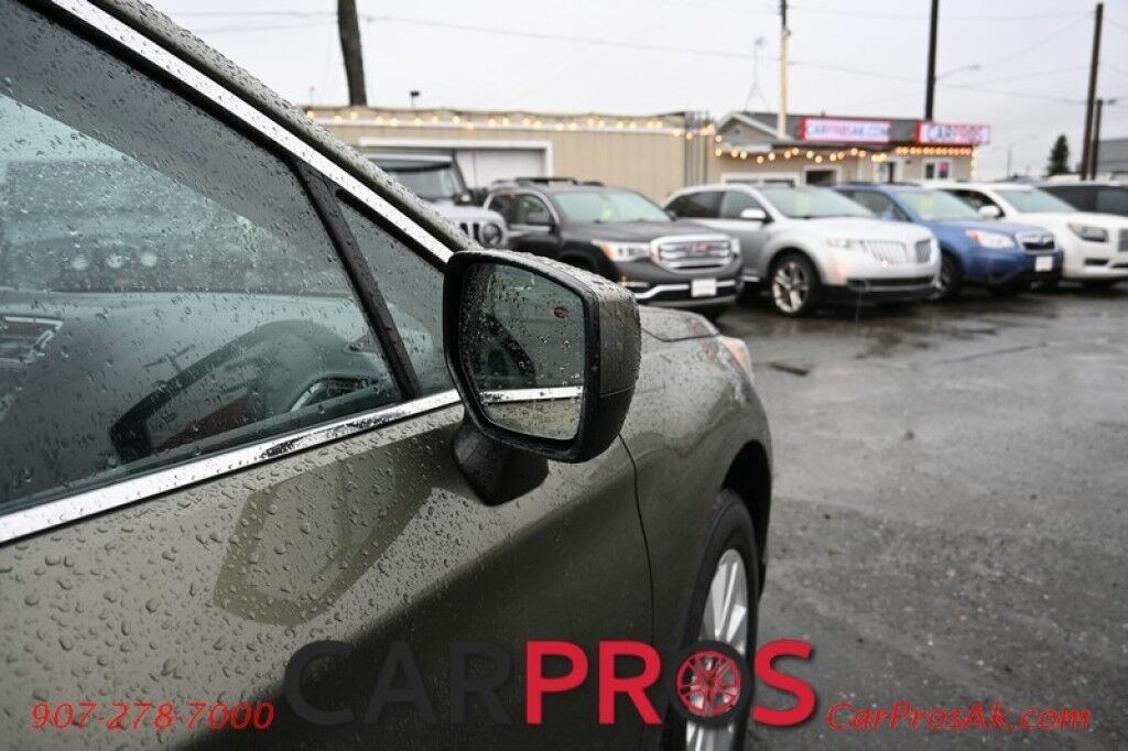 2016 Subaru Outback 2.5i Premium - AWD - 2.5L 4Cyl - Heated Seats - Remote Start - Backup Camera - Bluetooth - Auto Dimming Mirrors - Roof Rails - Rooftop Cargo Box - Low Miles - 33 MPG Anchorage AK