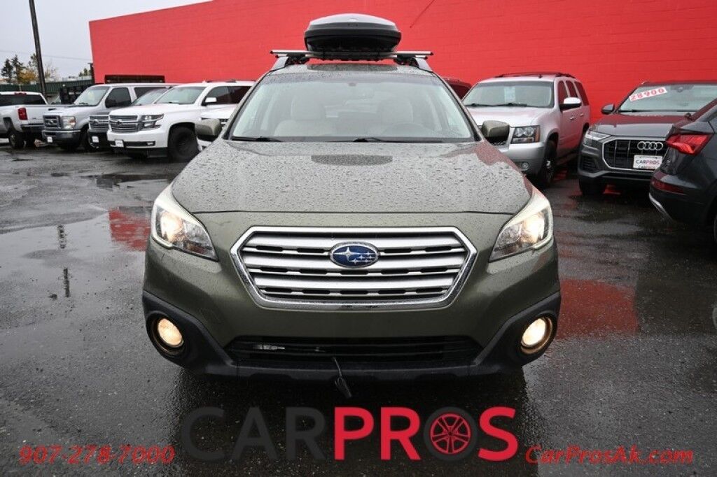 2016 Subaru Outback 2.5i Premium - AWD - 2.5L 4Cyl - Heated Seats - Remote Start - Backup Camera - Bluetooth - Auto Dimming Mirrors - Roof Rails - Rooftop Cargo Box - Low Miles - 33 MPG