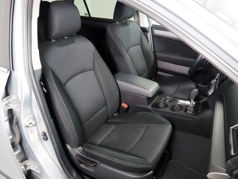 2016 Subaru Outback 2.5i Premium AWD *MOONROOF, NAVIGATION, BLIND SPOT & LANE DEPARTURE ALERT, COLLISION ALERT w/BRAKING, BACKUP-CAMERA, COLOR TOUCHSCREEN, HEATED SEATS, POWER LIFTGATE, ALLOY WHEELS, BLUETOOTH PHONE & AUDIO