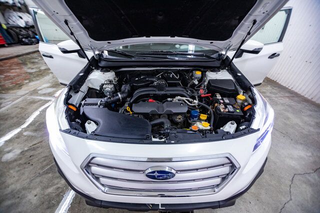 2016 Subaru Outback AWD Limited Leather Roof Nav BCam Red Deer AB