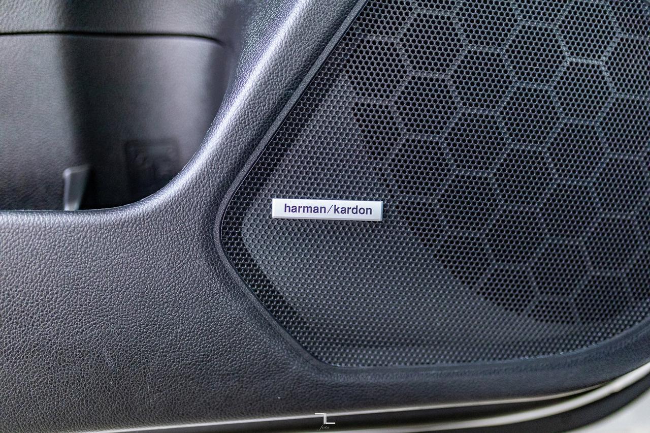 2016 Subaru Outback AWD Limited Leather Roof Nav BCam Red Deer AB