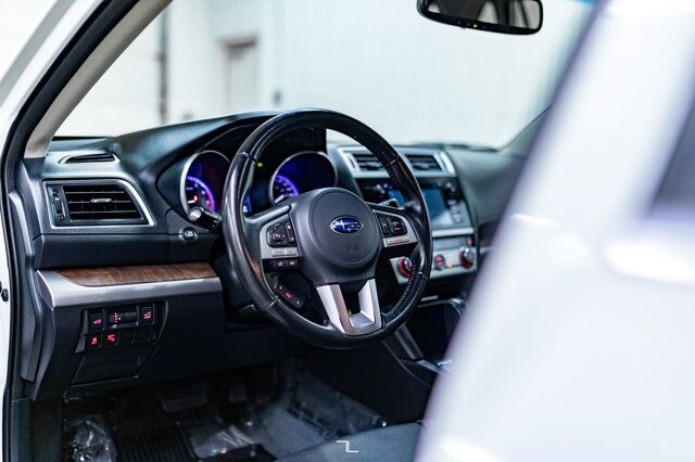 2016 Subaru Outback AWD Limited Leather Roof Nav BCam Red Deer AB