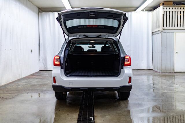 2016 Subaru Outback AWD Limited Leather Roof Nav BCam Red Deer AB