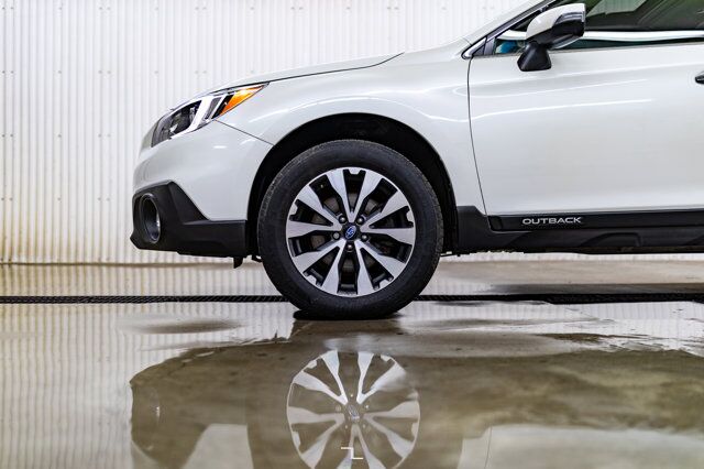2016 Subaru Outback AWD Limited Leather Roof Nav BCam Red Deer AB