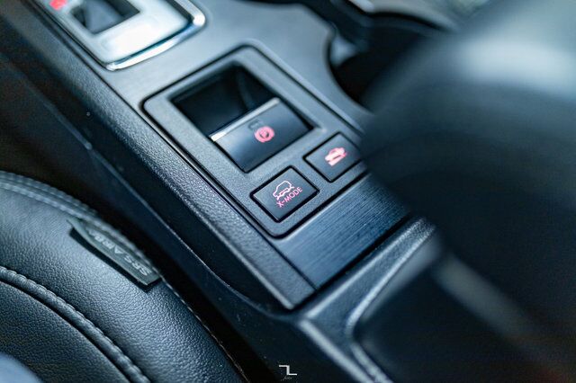 2016 Subaru Outback AWD Limited Leather Roof Nav BCam Red Deer AB