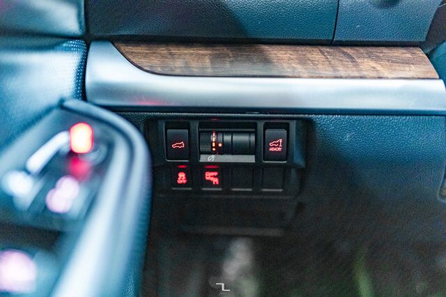 2016 Subaru Outback AWD Limited Leather Roof Nav BCam Red Deer AB