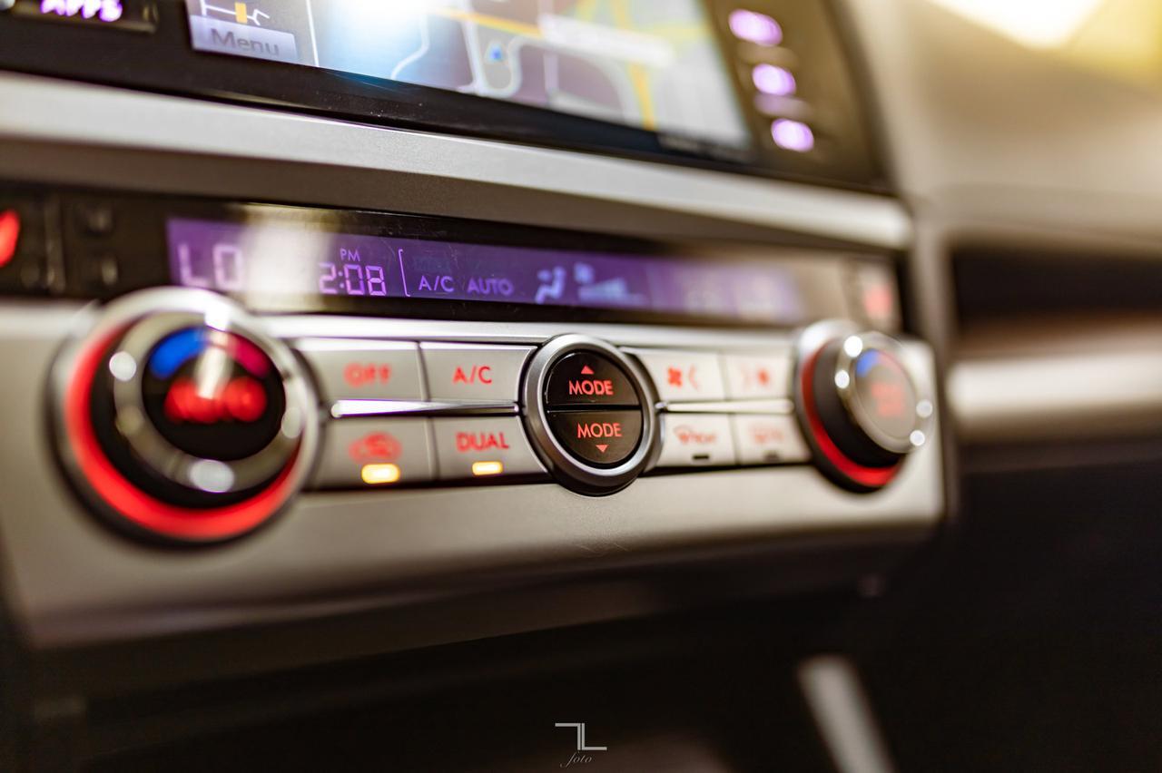 2016 Subaru Outback AWD Limited Leather Roof Nav BCam Red Deer AB