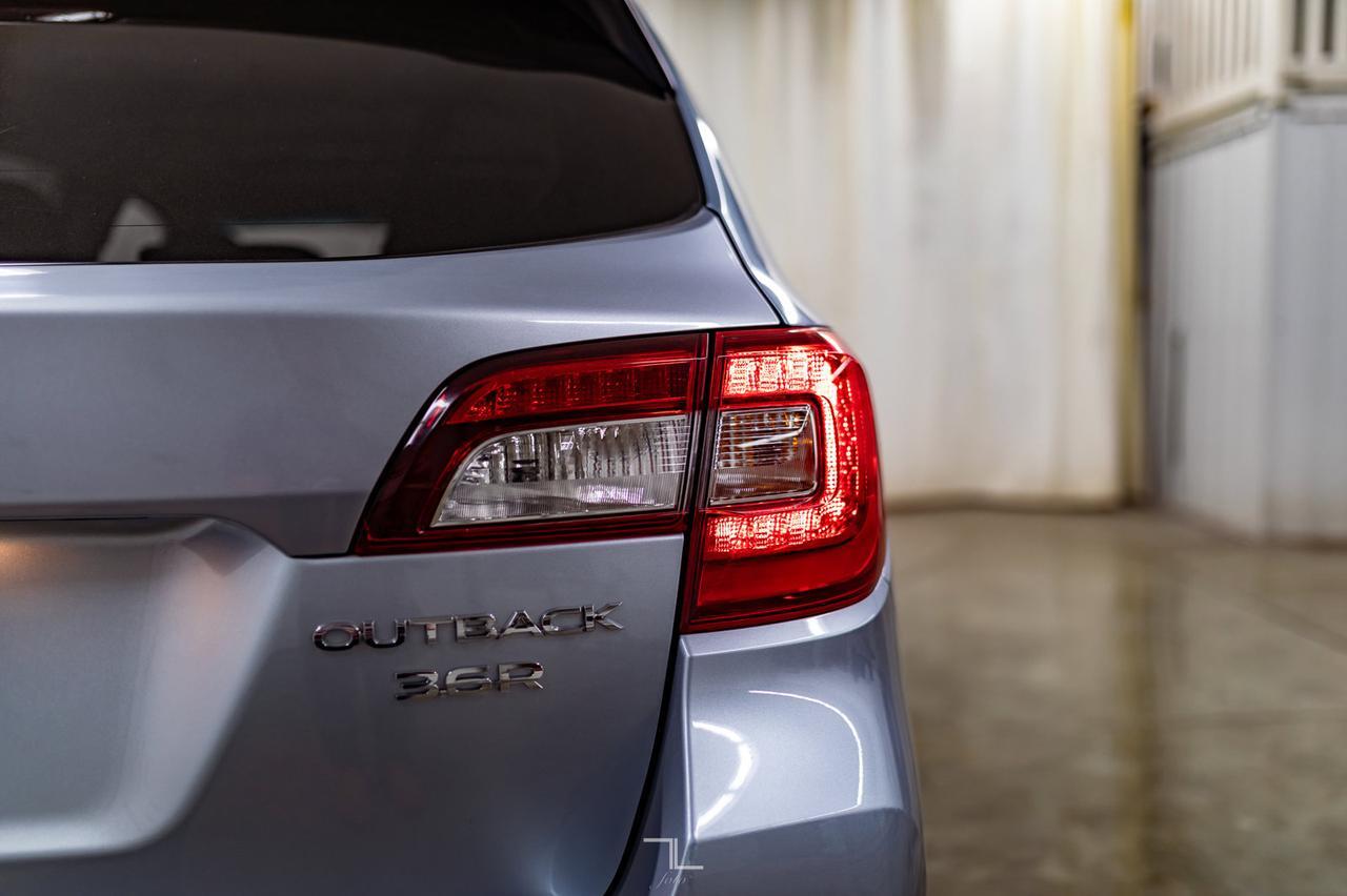 2016 Subaru Outback AWD Limited Leather Roof Nav BCam Red Deer AB