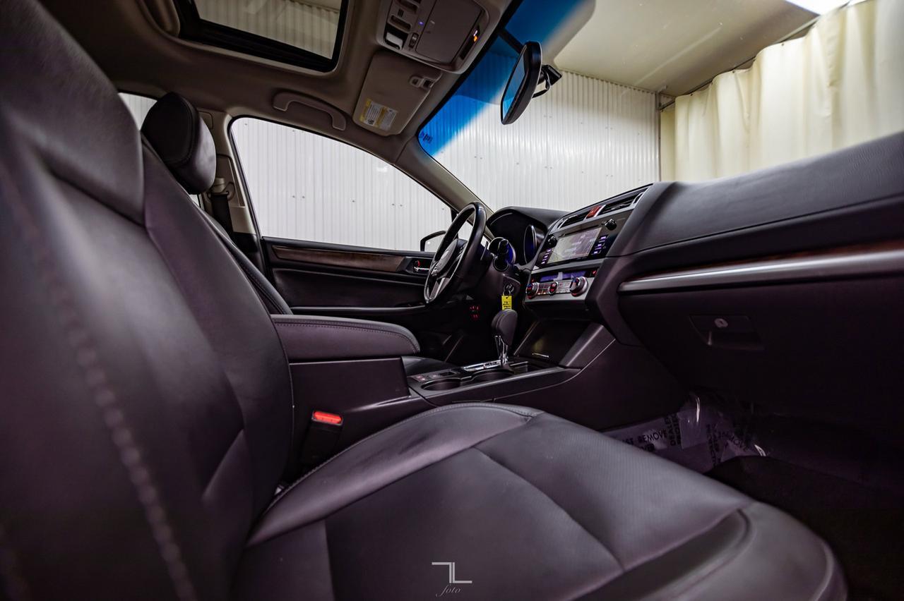 2016 Subaru Outback AWD Limited Leather Roof Nav BCam Red Deer AB