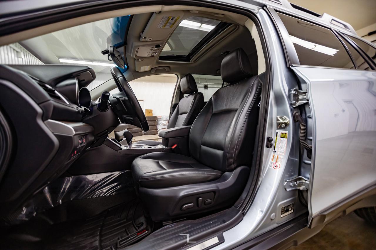 2016 Subaru Outback AWD Limited Leather Roof Nav BCam Red Deer AB