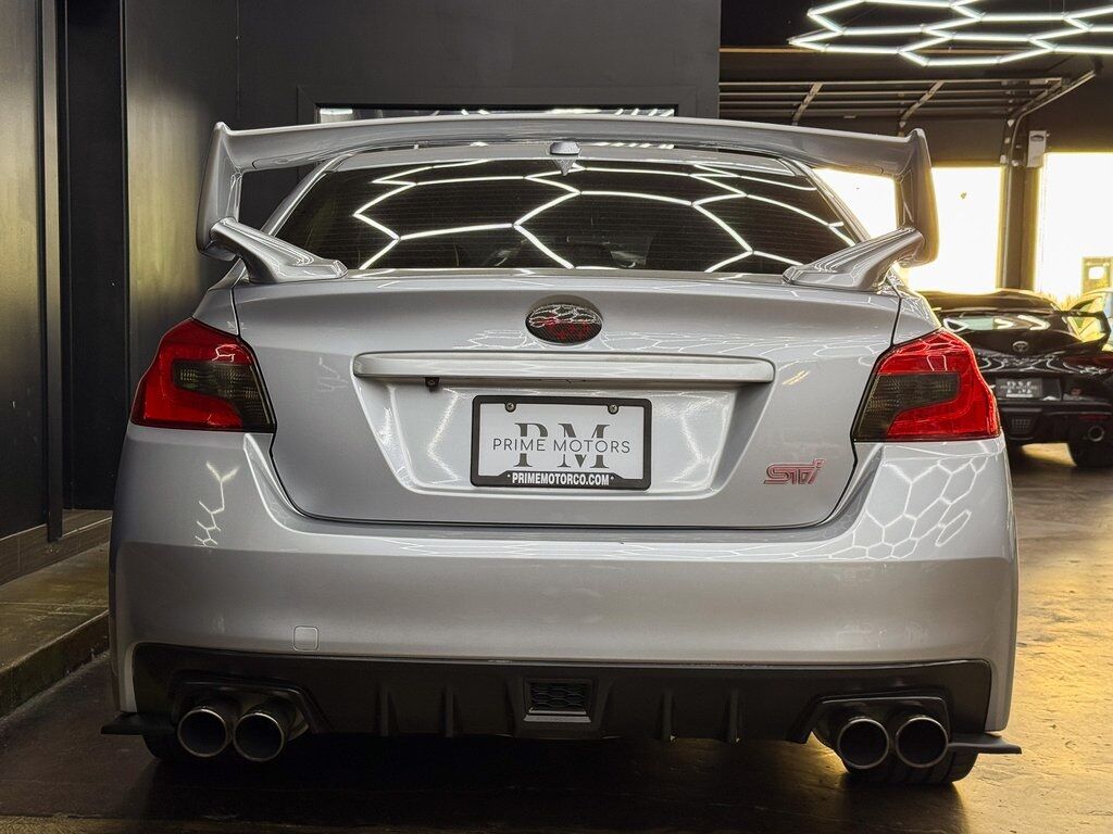 2016 Subaru WRX STI photo 7