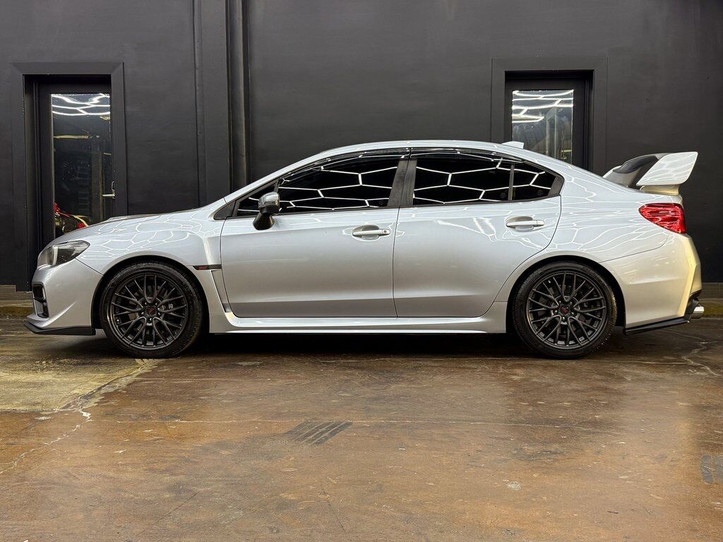 2016 Subaru WRX STI photo 4