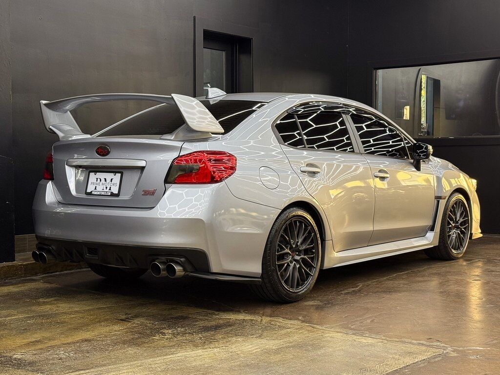 2016 Subaru WRX STI photo 8