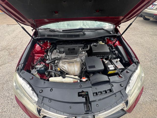 2016 TOYOTA CAMRY LE Grand Prairie TX