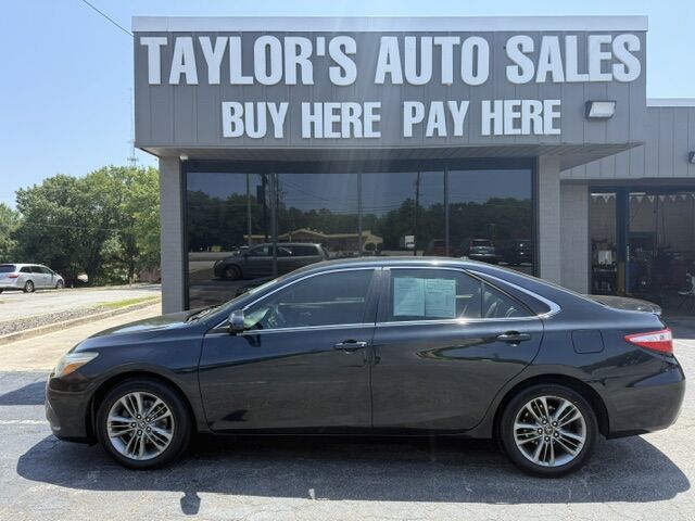 2016 TOYOTA CAMRY SE