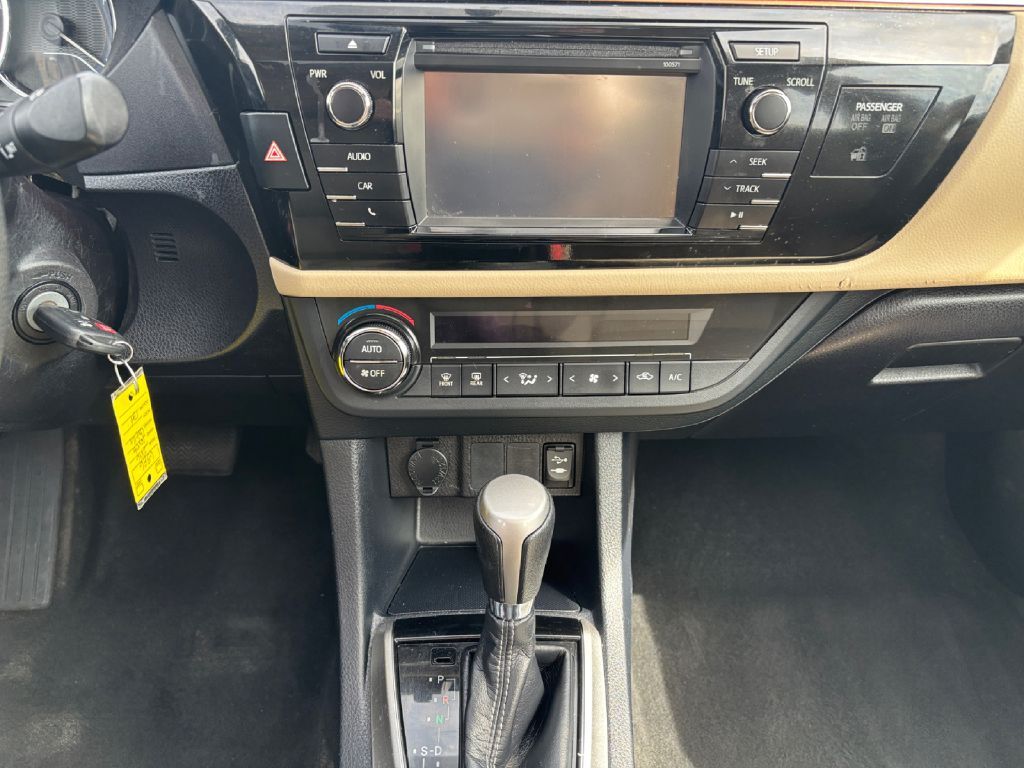 2016 TOYOTA COROLLA L Toledo OH