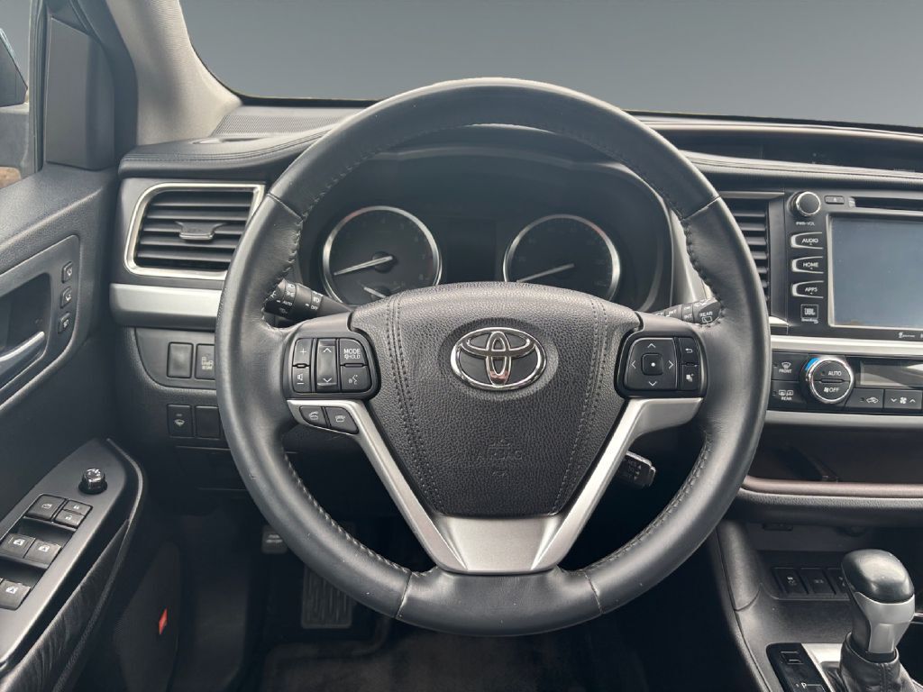 2016 TOYOTA HIGHLANDER LIMITED Toledo OH