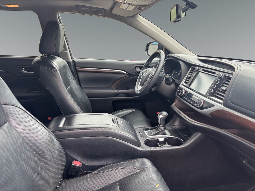 2016 TOYOTA HIGHLANDER LIMITED Toledo OH