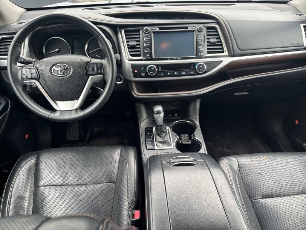 2016 TOYOTA HIGHLANDER LIMITED Toledo OH