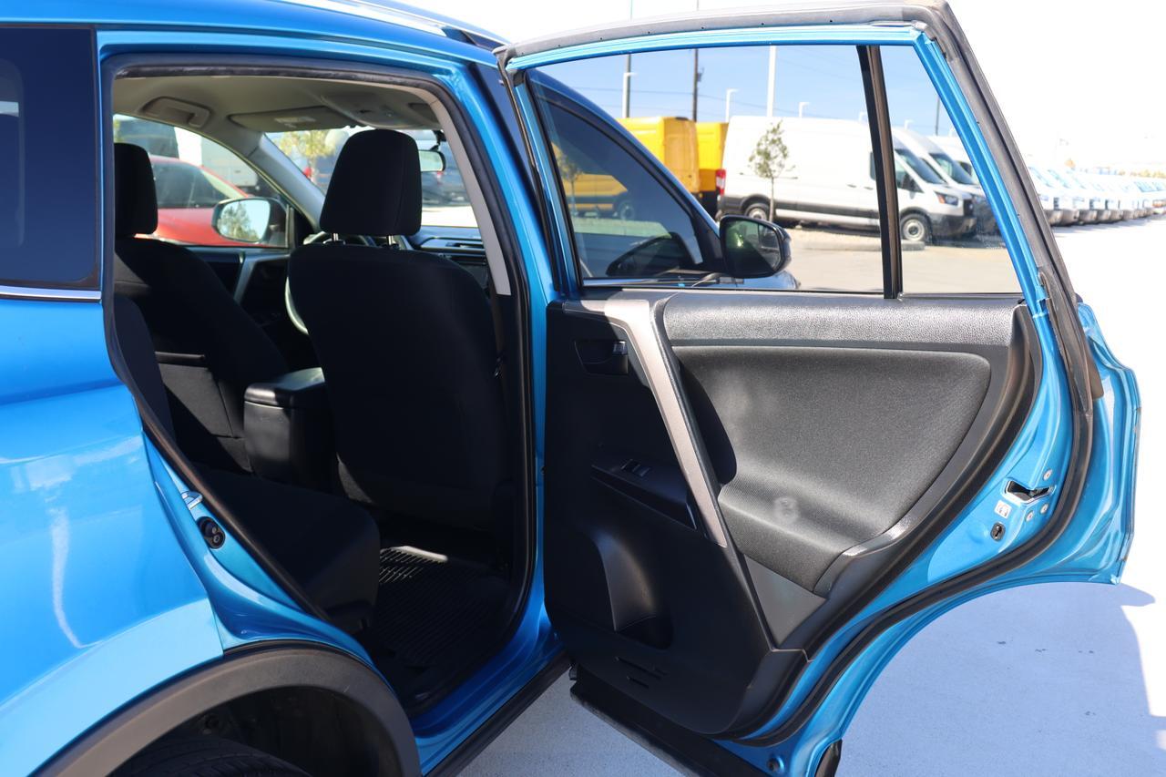 2016 TOYOTA RAV4 LE Houston TX