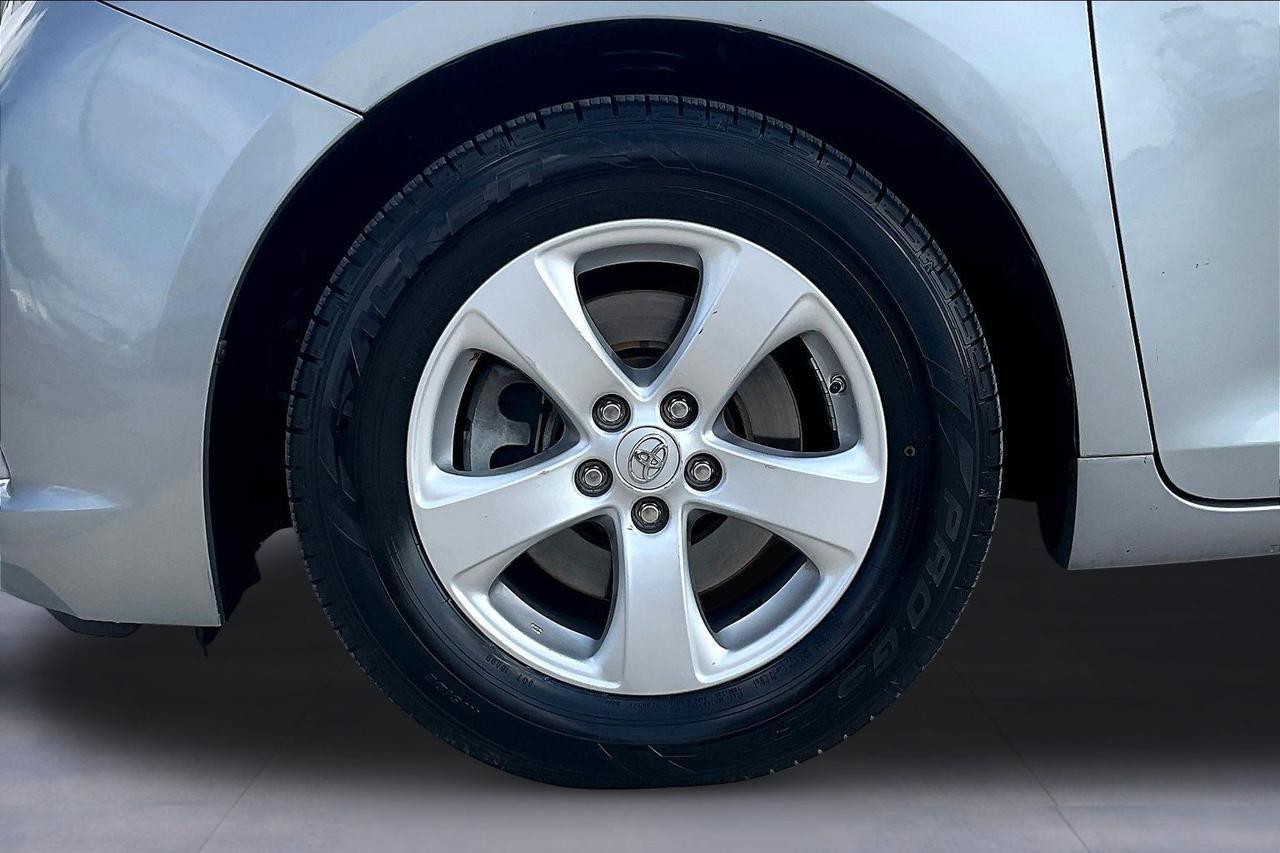 2016 TOYOTA SIENNA LE Houston TX