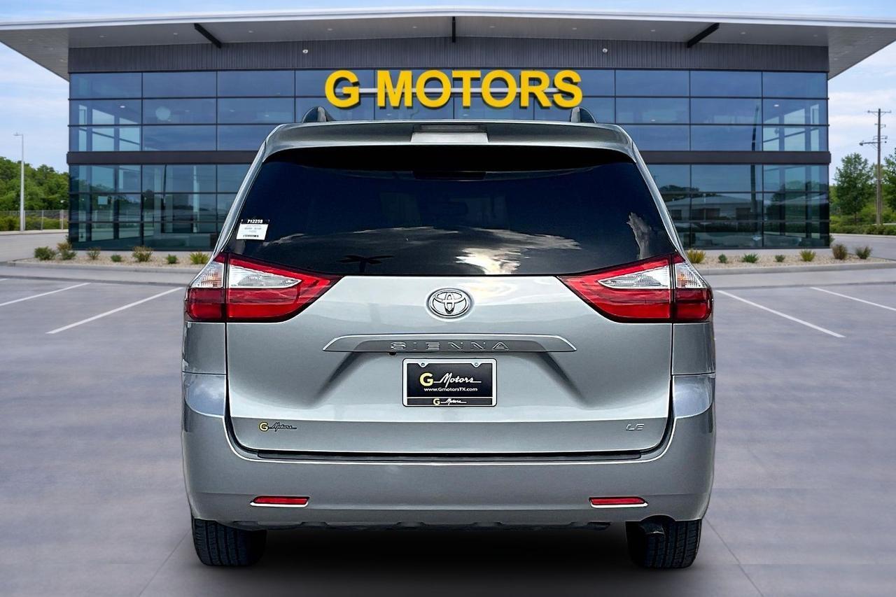 2016 TOYOTA SIENNA LE Houston TX