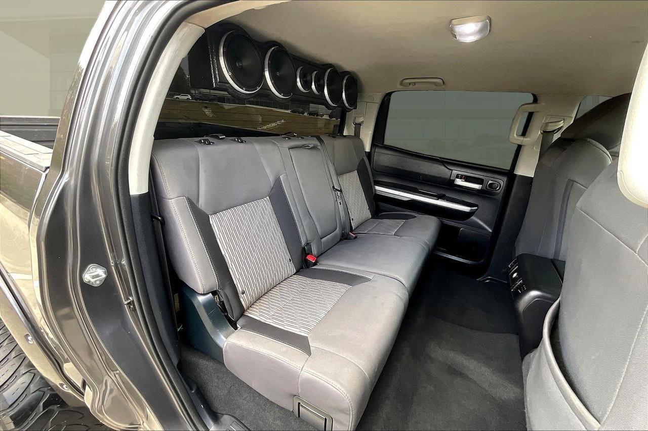 2016 TOYOTA TUNDRA CREWMAX SR5 Houston TX