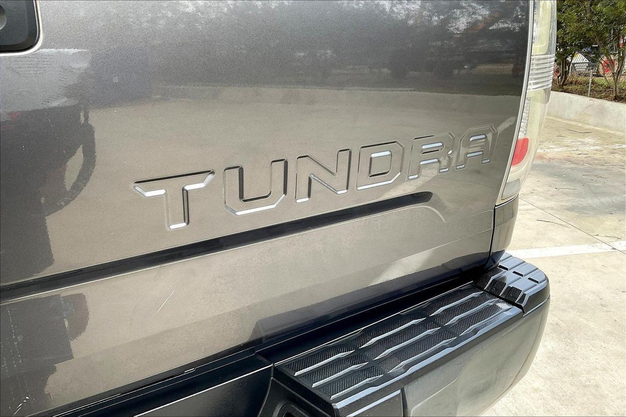 2016 TOYOTA TUNDRA CREWMAX SR5 Houston TX