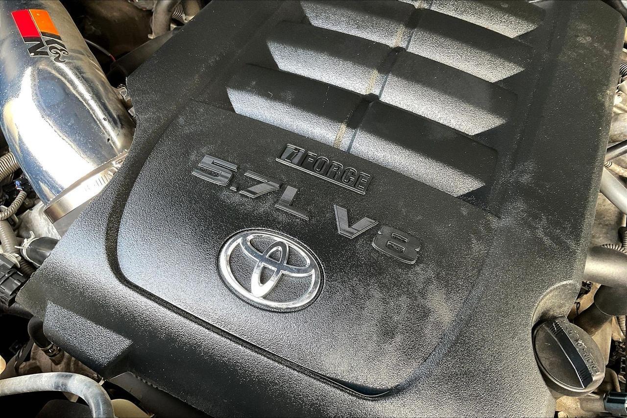 2016 TOYOTA TUNDRA CREWMAX SR5 Houston TX