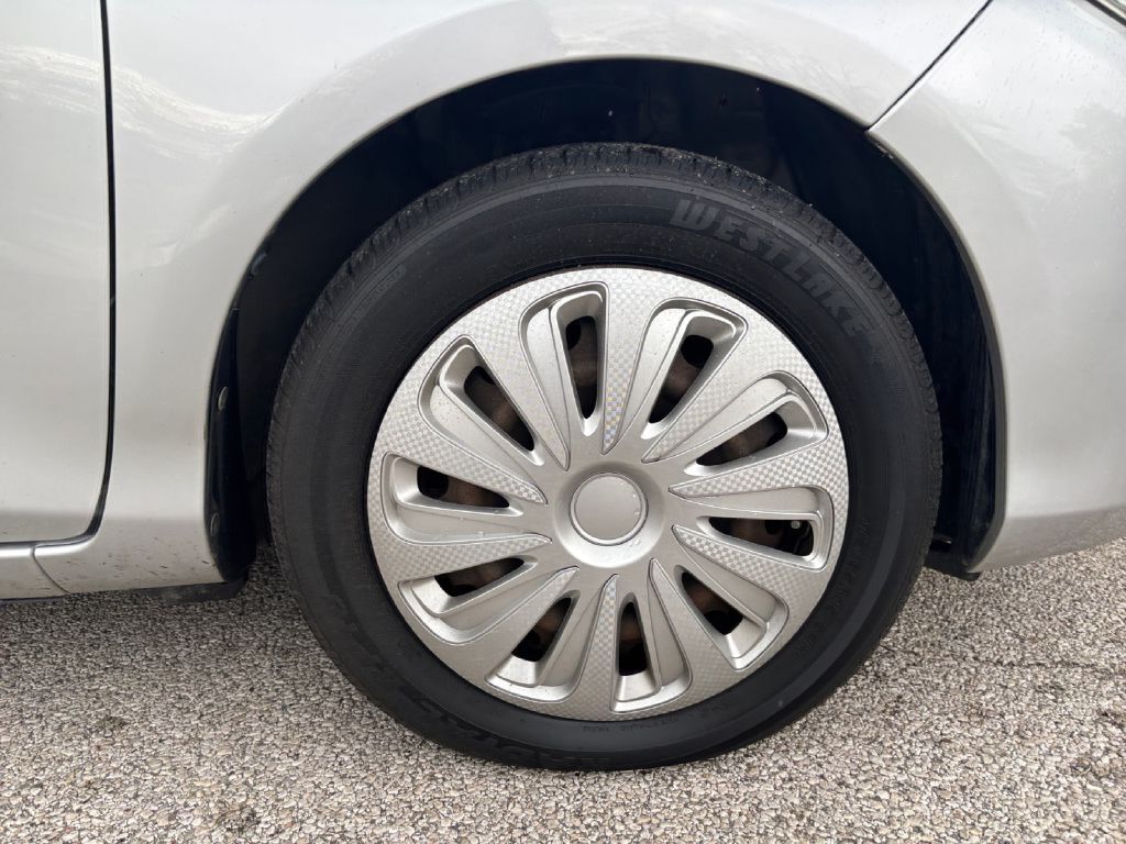 2016 TOYOTA YARIS L Toledo OH