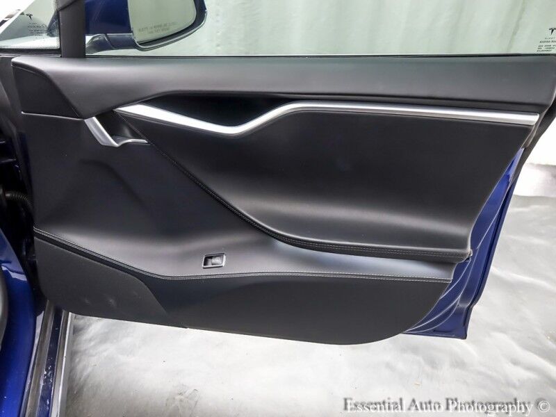 2016 Tesla Model S 70 kWh Battery ELIGIBLE FOR IRS TAX CREDIT!! Willowbrook IL