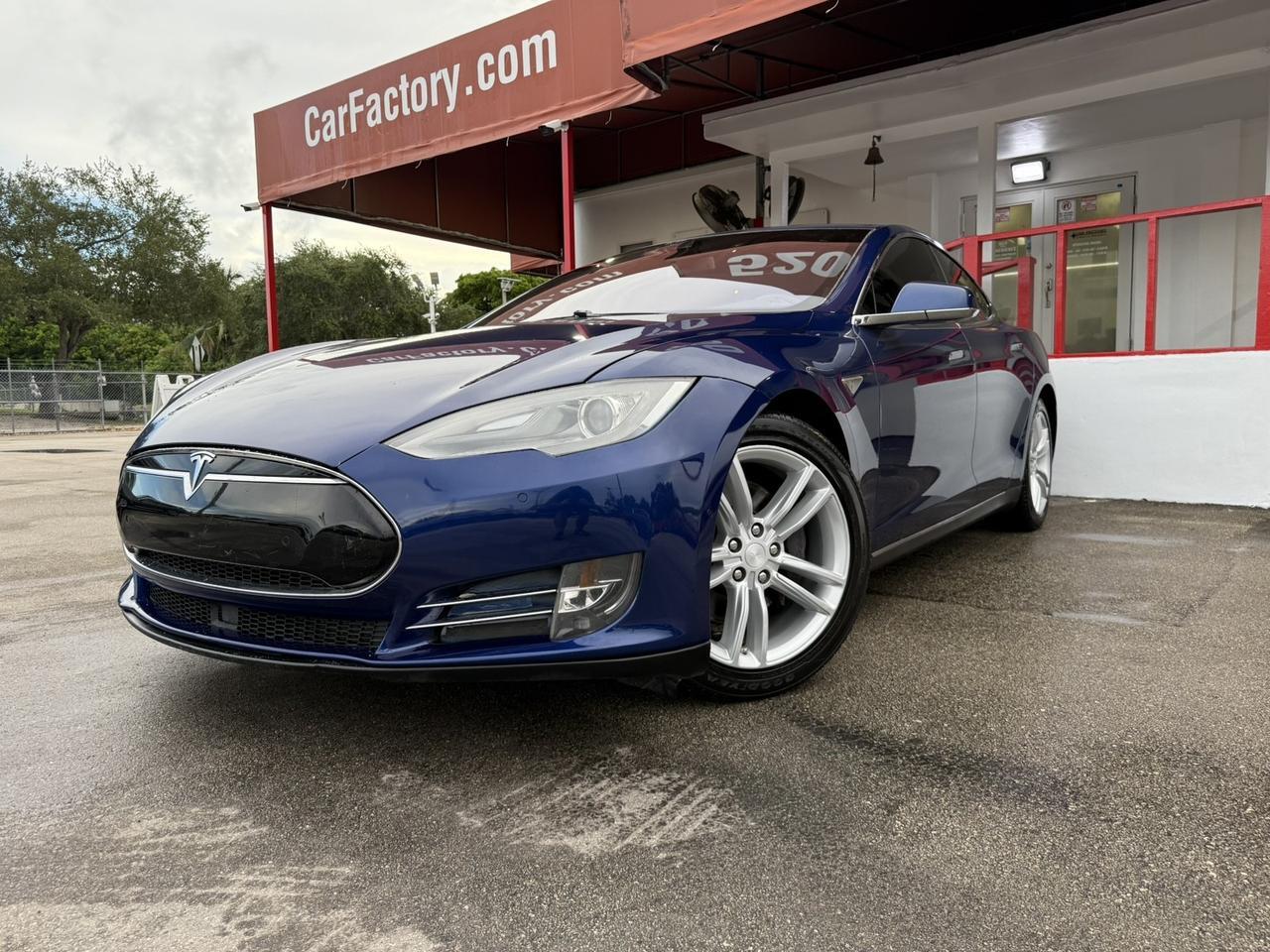 2016 Tesla Model S 70 kWh Battery