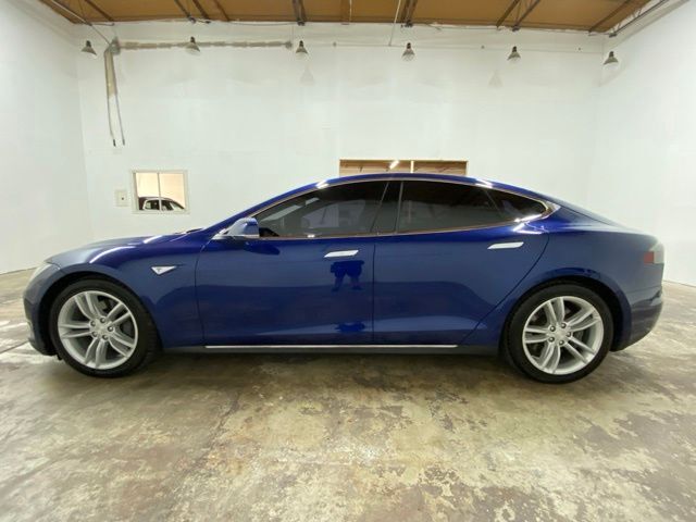 2016 Tesla Model S 70D