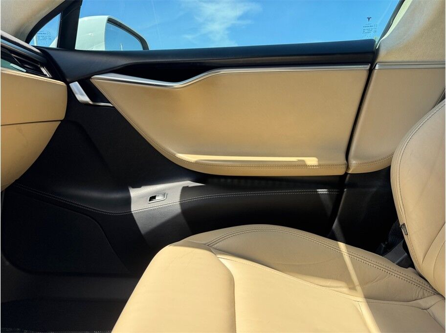 2016 Tesla Model S 70D Sedan 4D Folsom CA