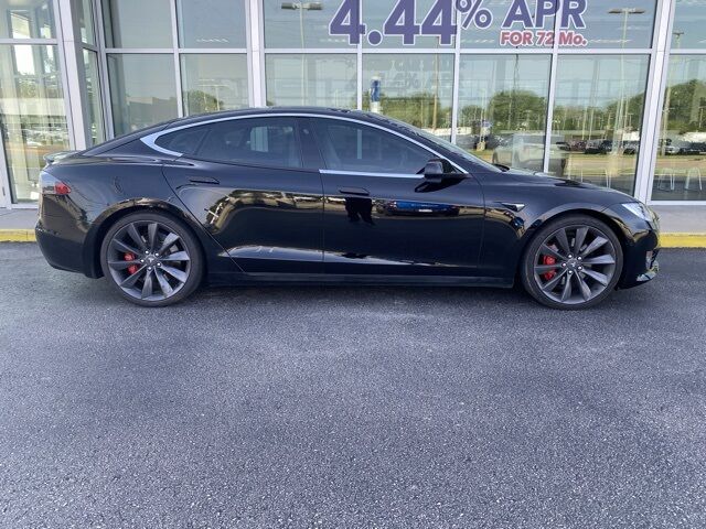 2016 Tesla Model S P100D Green Bay WI