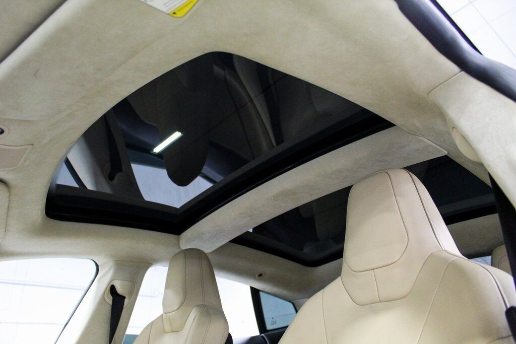 2016 Tesla Model S P90D Tigard OR