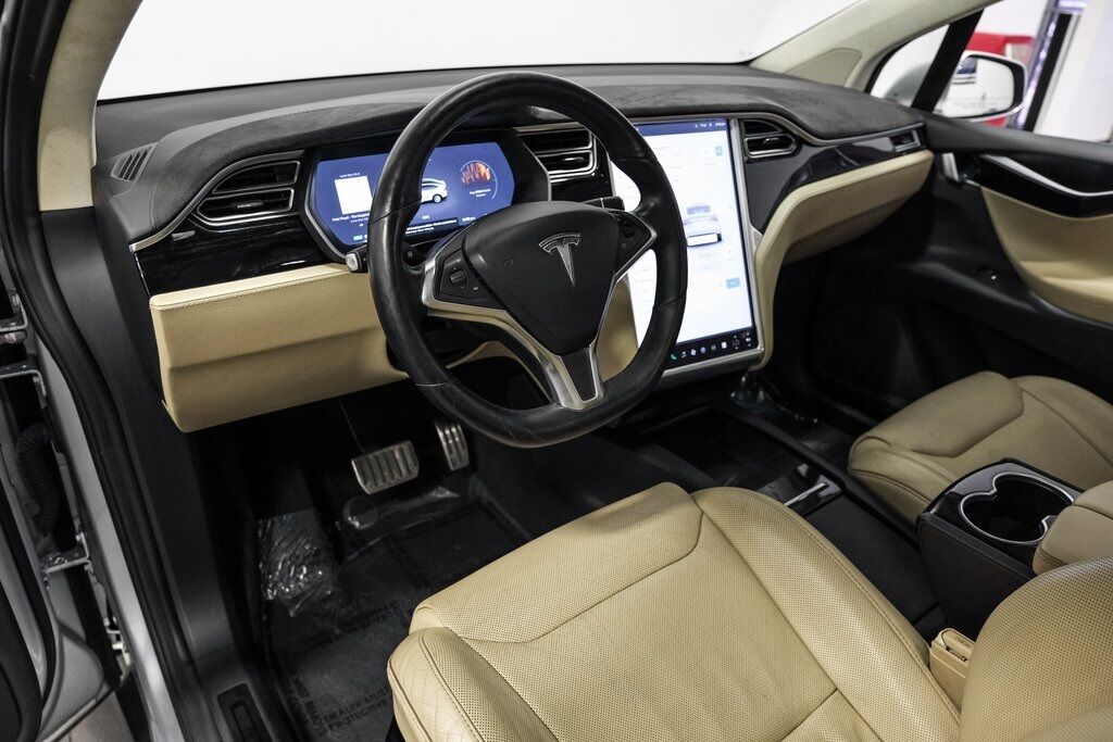 2016 Tesla Model X 75D