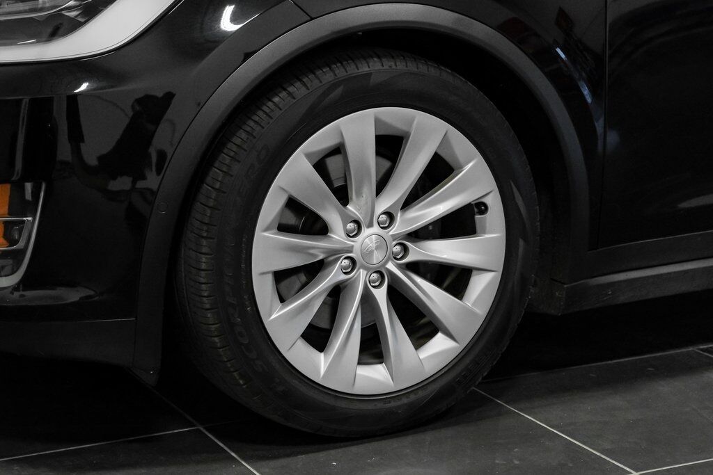 2016 Tesla Model X 75D photo 48