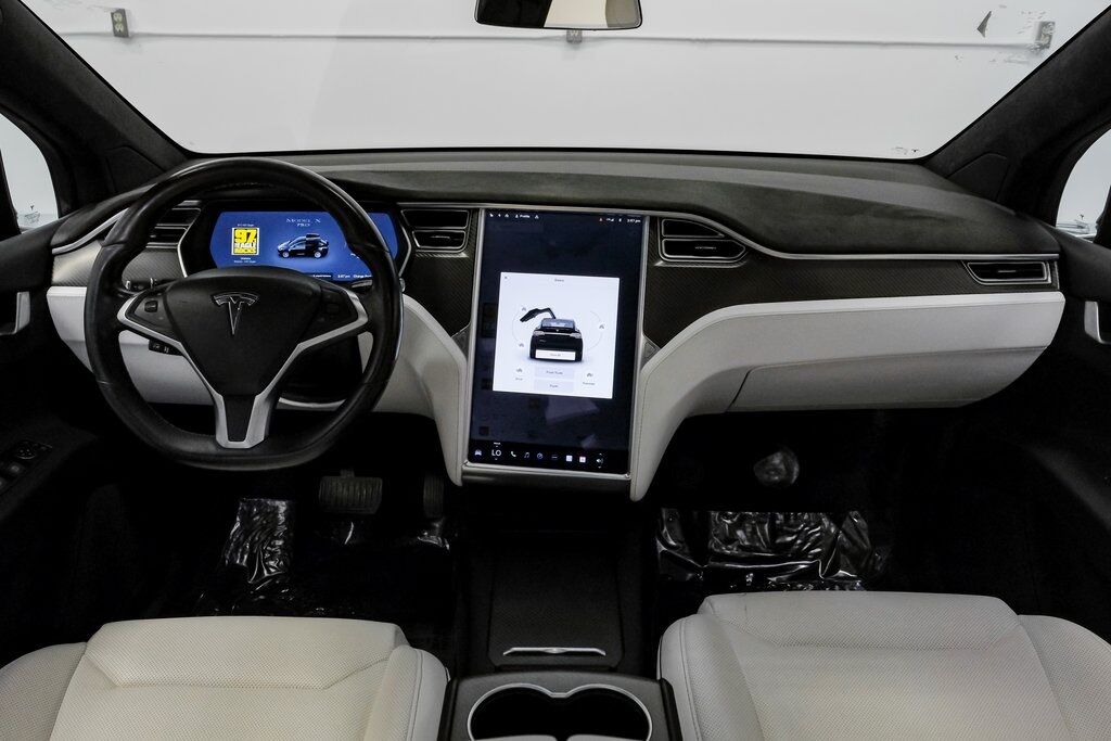 2016 Tesla Model X 75D photo 20