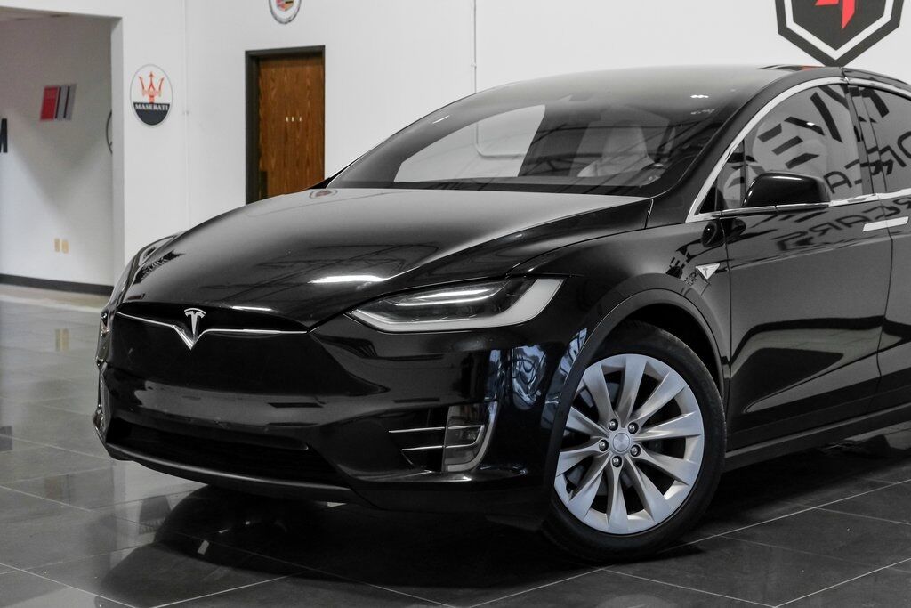 2016 Tesla Model X 75D photo 8