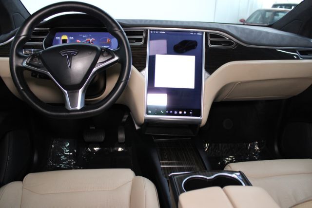 2016 Tesla Model X 90D
