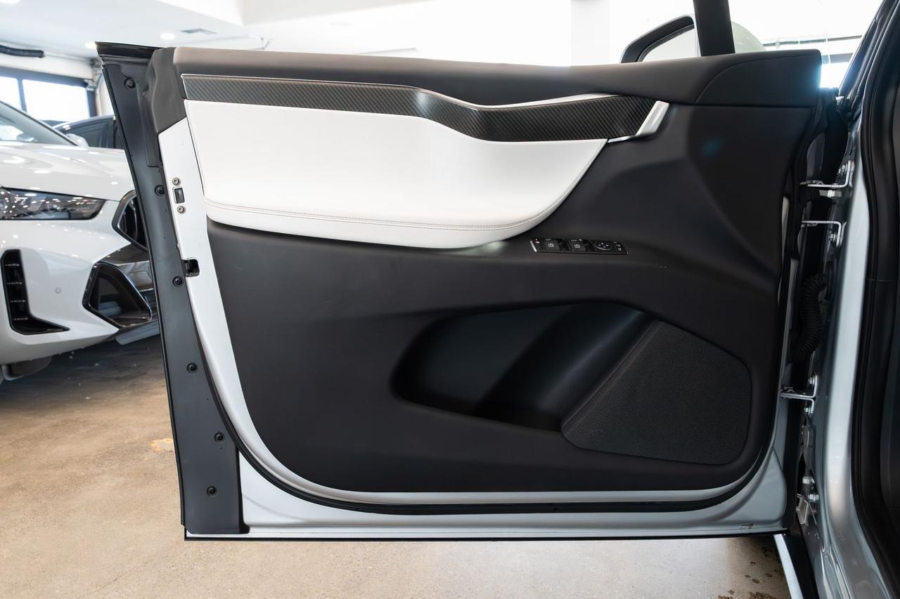 2016 Tesla Model X P90D Gladstone OR