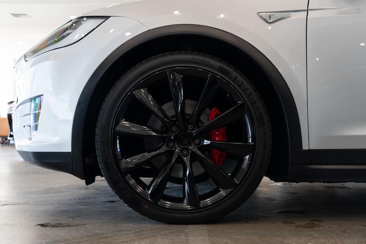 2016 Tesla Model X P90D Gladstone OR
