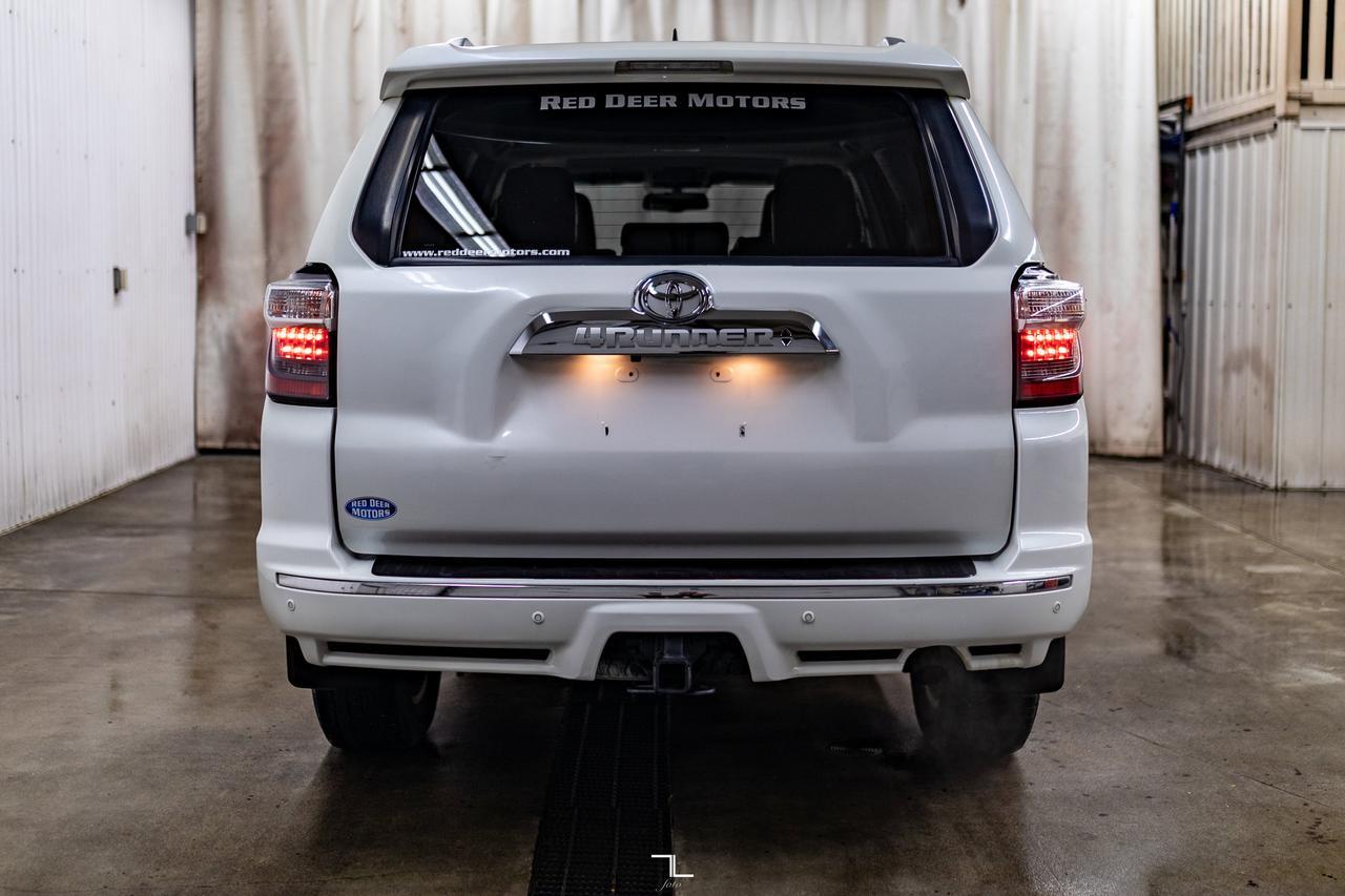 2016 Toyota 4Runner AWD Limited Leather Roof Nav BCam Red Deer AB