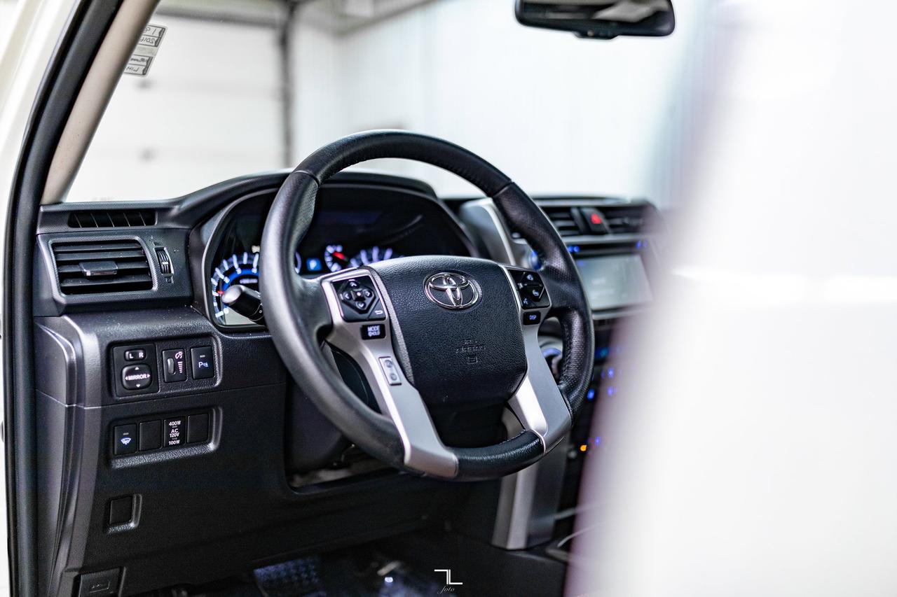 2016 Toyota 4Runner AWD Limited Leather Roof Nav BCam Red Deer AB