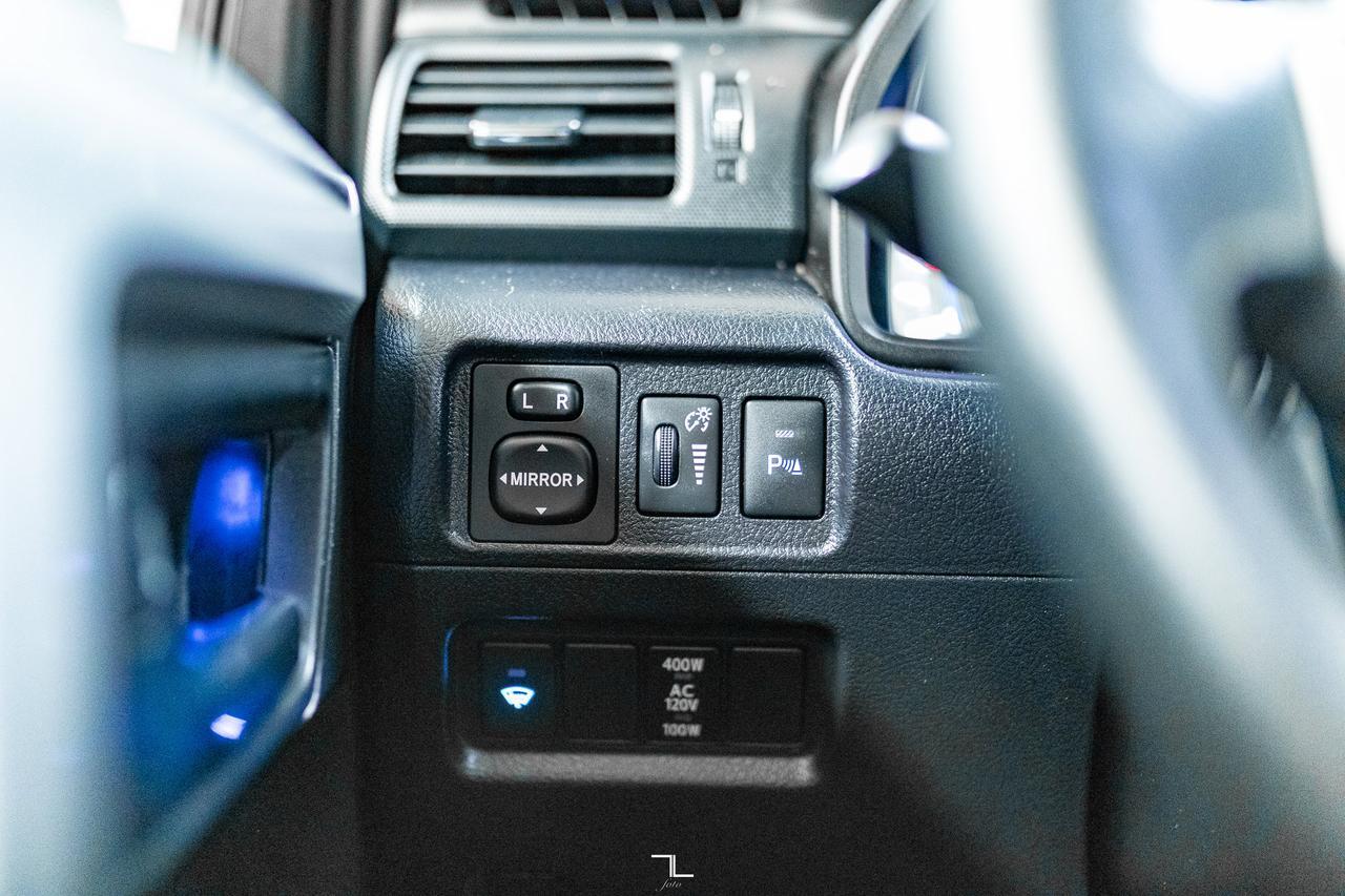 2016 Toyota 4Runner AWD Limited Leather Roof Nav BCam Red Deer AB