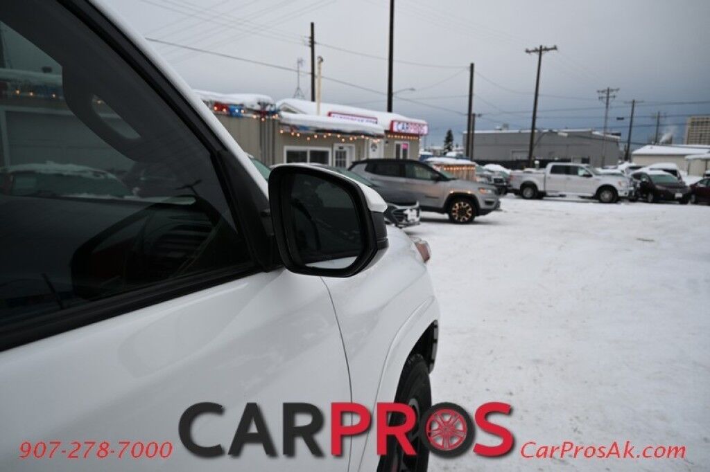 2016 Toyota 4Runner Trail Edition - 4.0L V6 - 4X4 - Remote Start - Navigation - Bluetooth - Backup Camera - Keyless Entry - Power Windows & Door Locks - TRD Pro Wheels - Tow Package Anchorage AK